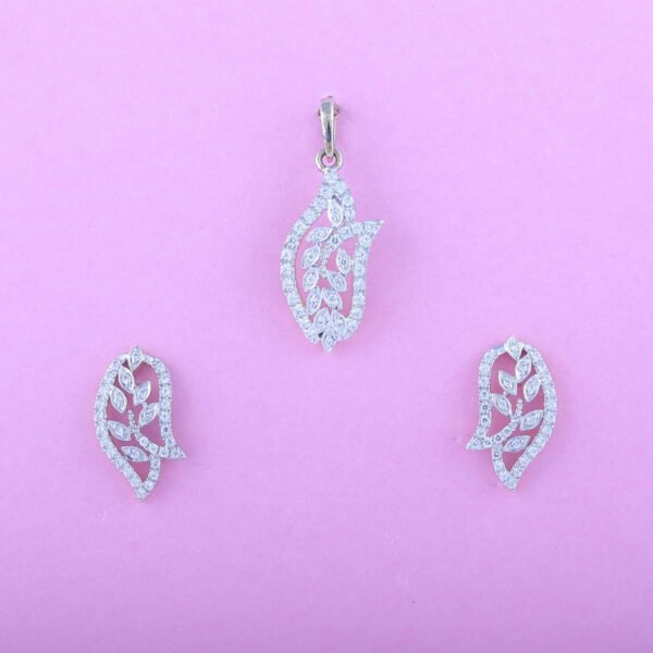 Diamond Pendant Set