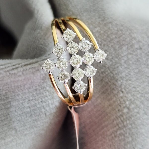 Diamond Ladies Ring