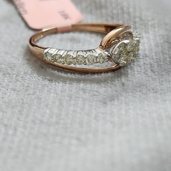Diamond Ladies Ring