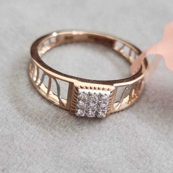 Diamond Ladies Ring