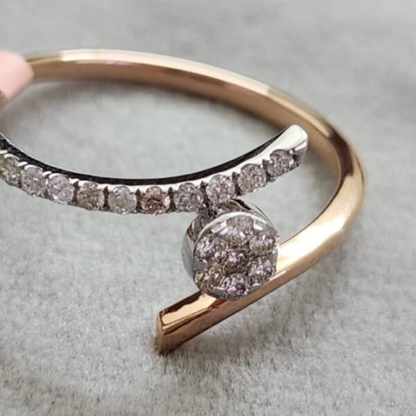 Diamond Ladies Ring